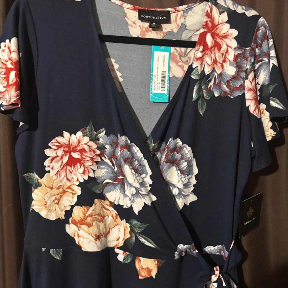 Navy Floral High Low Dress - Picture 5 of 8